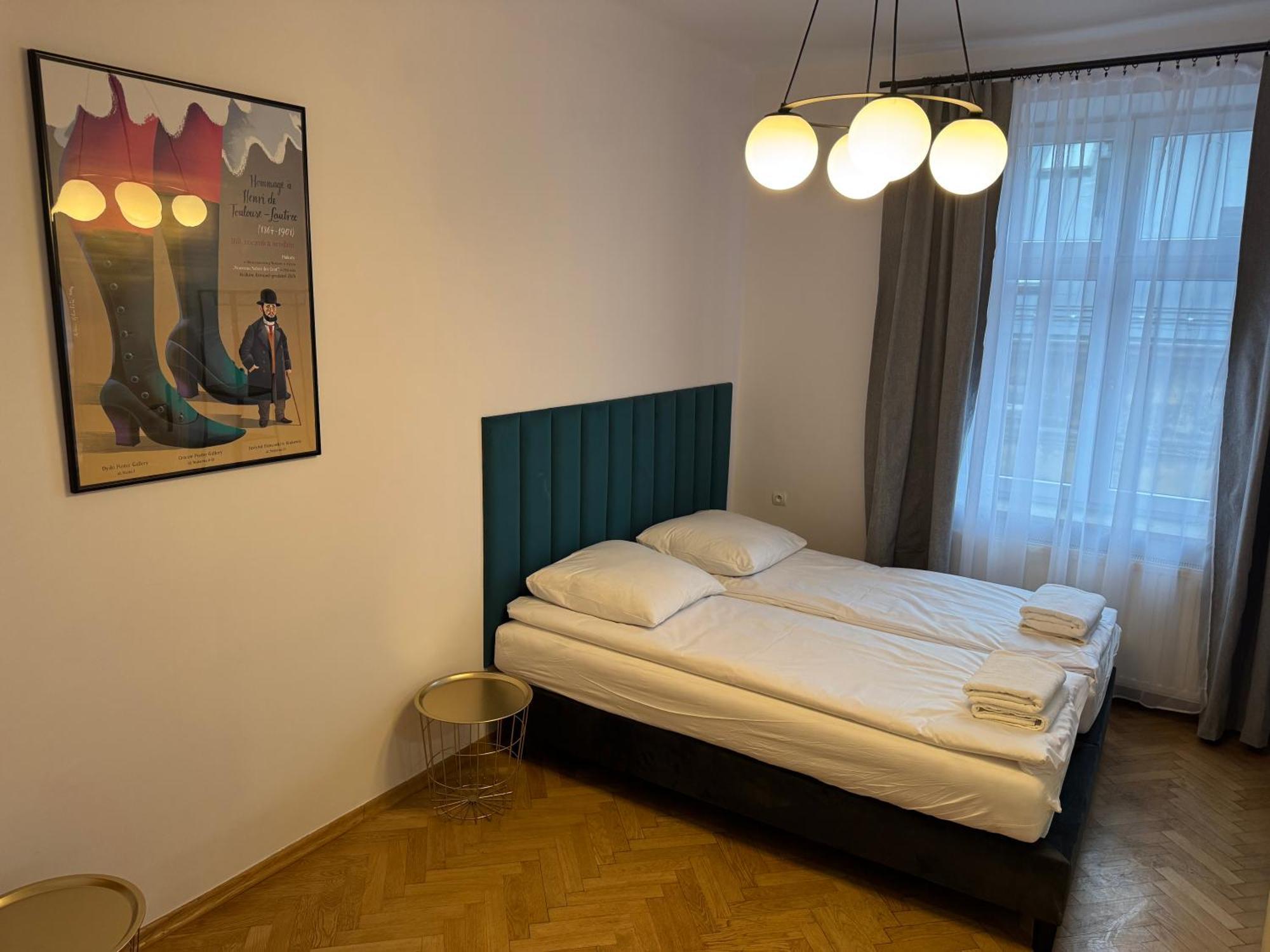Apartment Corner House *